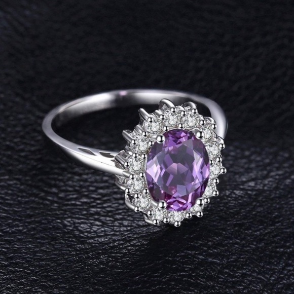 The Amethyst Ring - Picture 3 of 4